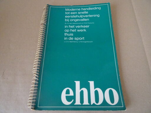 Alternative view of Dr. R. van Hamersvelt en en P. M. Postuma EHBO