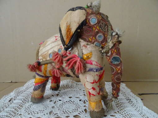 Indiaas beeld Rajasthani olifant 23cm vintage