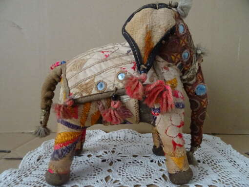 Indiaas beeld Rajasthani olifant 23cm vintage