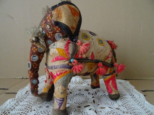 Indiaas beeld Rajasthani olifant 23cm vintage