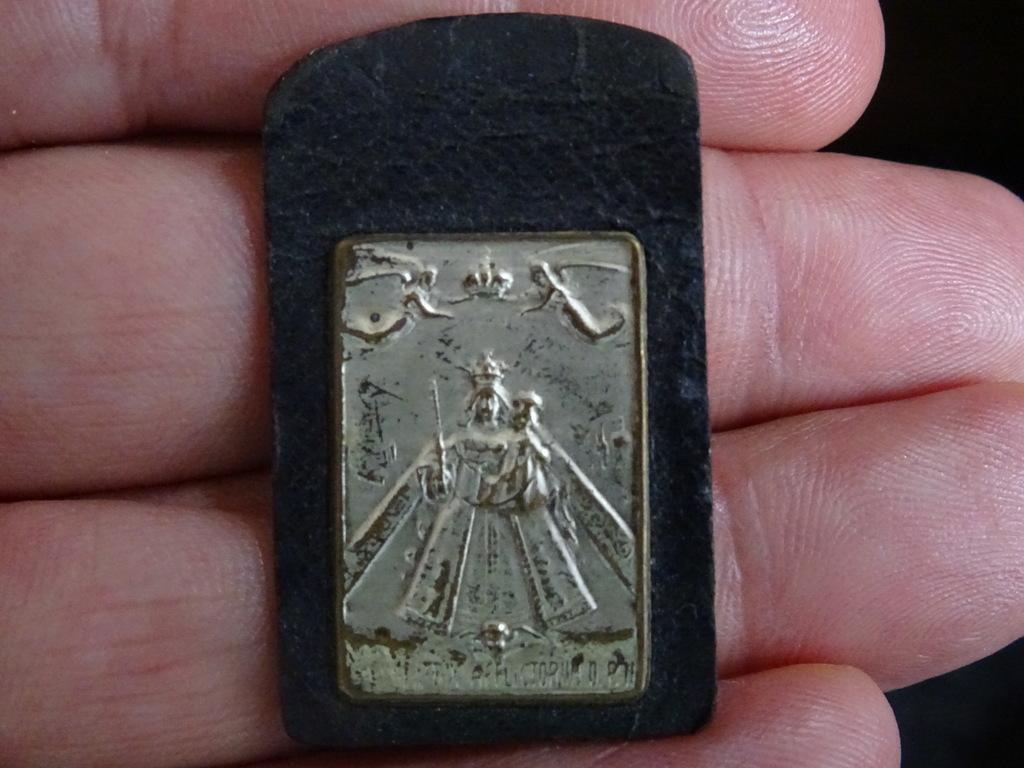 Antiek amulet Maria de Moeder Gods en Judas 4cm Antiek amulet Maria de Moeder Gods en Judas 4cm