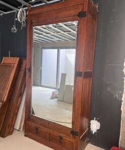 Antieke houten kast linnenkast 225cm koloniale stijl