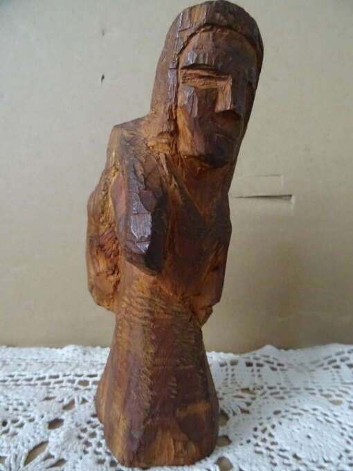Antiek houten beeld 16cm man met tas of draagmand Christoffel?