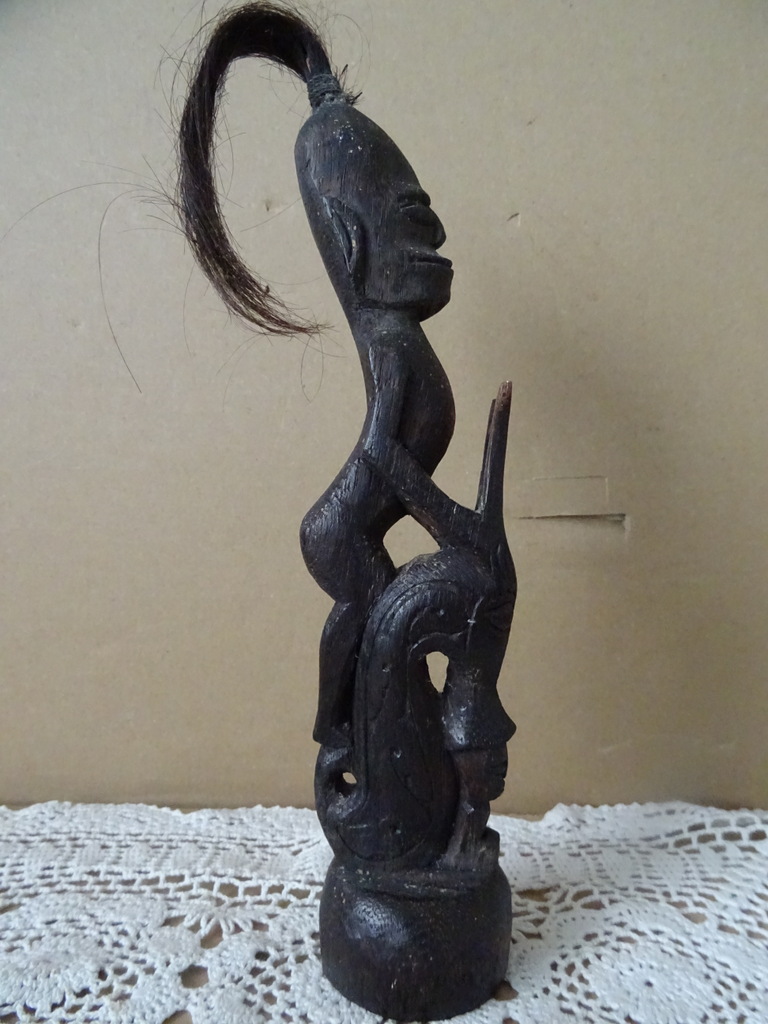Inheems mythologisch houten beeld 24cm Inheems mythologisch houten beeld 24cm