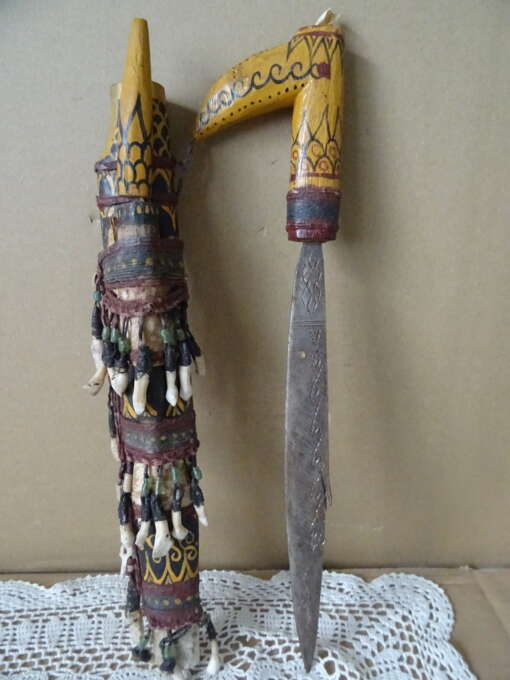 Dayak Borneo Mandau of keris 40cm