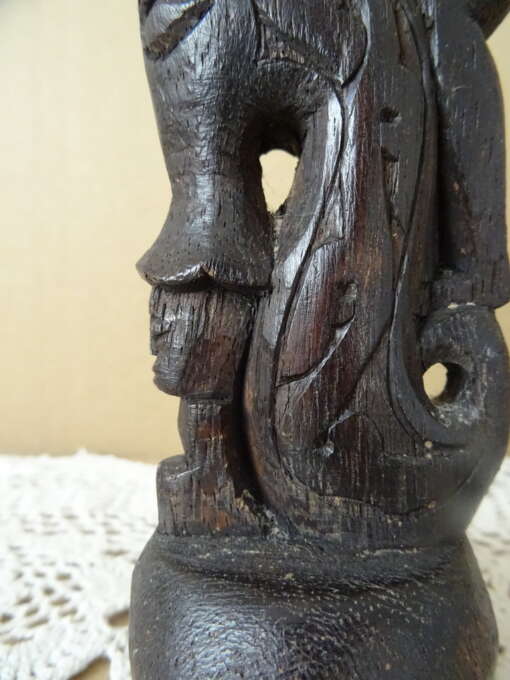 Inheems mythologisch houten beeld 24cm