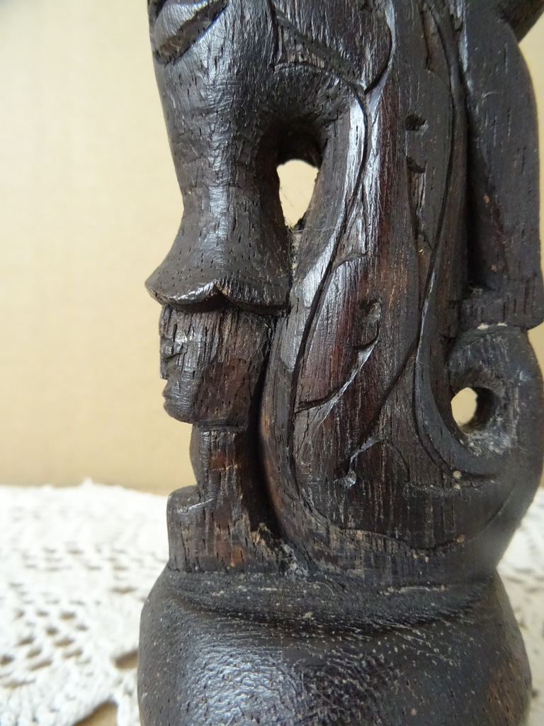 Inheems mythologisch houten beeld 24cm Inheems mythologisch houten beeld 24cm