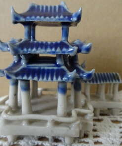 Vintage miniatuur beeldje Chinese pagode 6cm