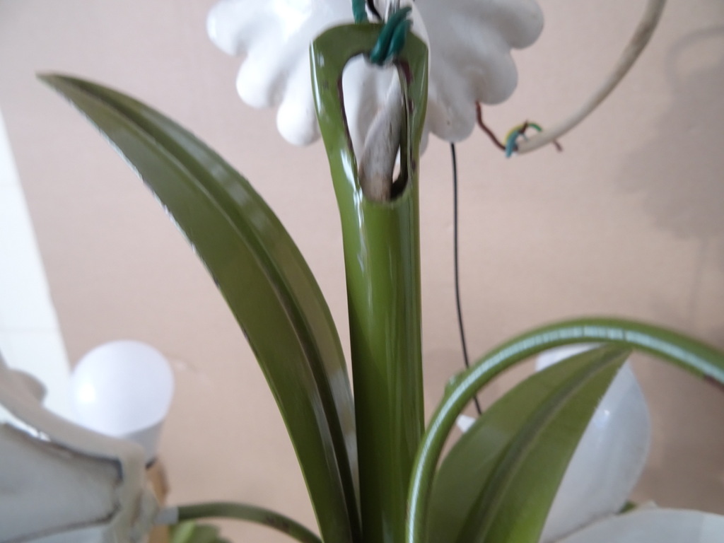 Vintage Italiaanse tole kroonluchter 55cm Vintage Italiaanse tole kroonluchter 55cm