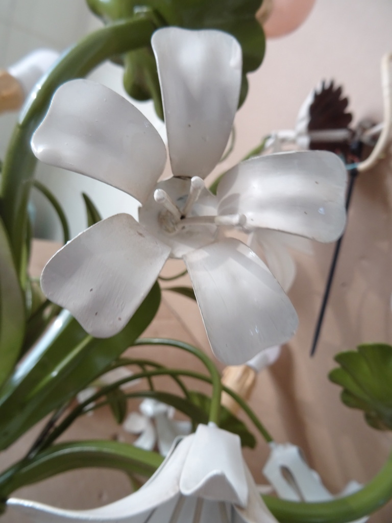 Vintage Italiaanse tole kroonluchter 55cm Vintage Italiaanse tole kroonluchter 55cm