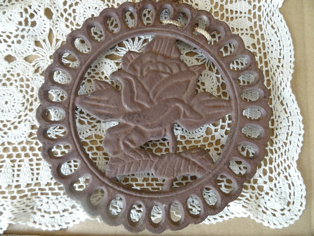 Vintage gietijzeren onderzetters 9 euro per stuk Vintage gietijzeren onderzetters 9 euro per stuk