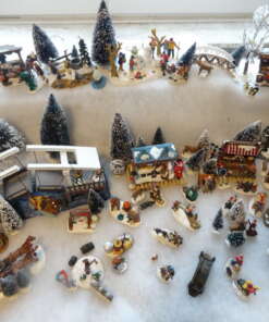 Lemax kersthuisjes kerstdorp met accesssoires Lemax kersthuisjes kerstdorp met accesssoires