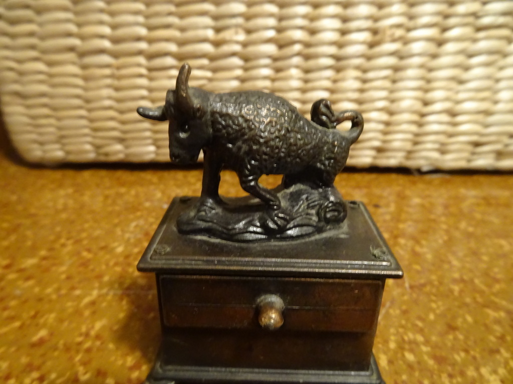 Koperen puntenslijper sterrenbeeld Stier 7cm vintage - Afbeelding 10