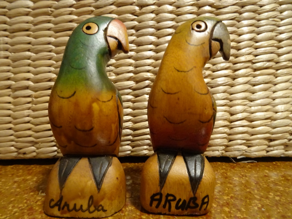 Vintage houten beeldjes papegaai Aruba 10cm - Afbeelding 2
