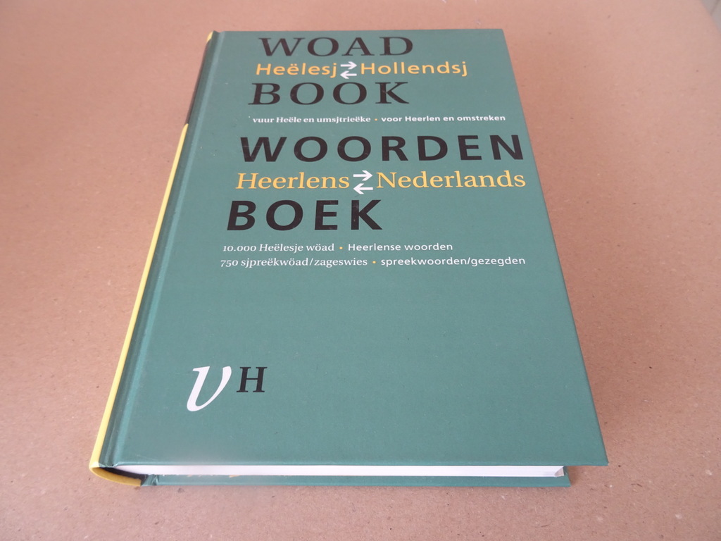 Woadbook Heëlesj Hollendsj Woordenboek Heerlens Nederlands - Afbeelding 2