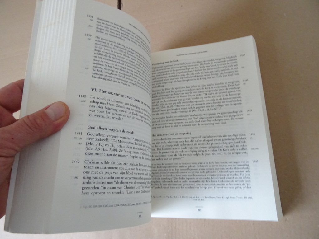 Katechismus van de katholieke kerk Katechismus van de katholieke kerk