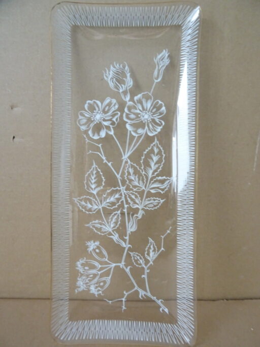 Vintage glazen schaal gedecoreerd met rozen 15x34cm