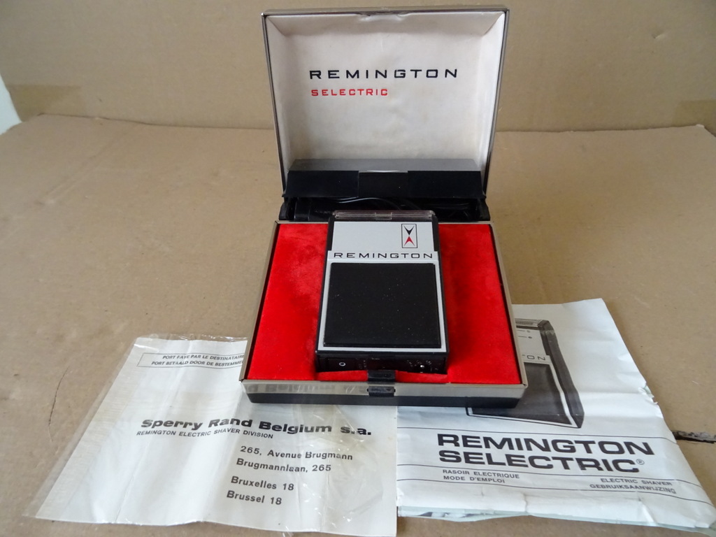 Vintage scheerapparaat Remington Selectric