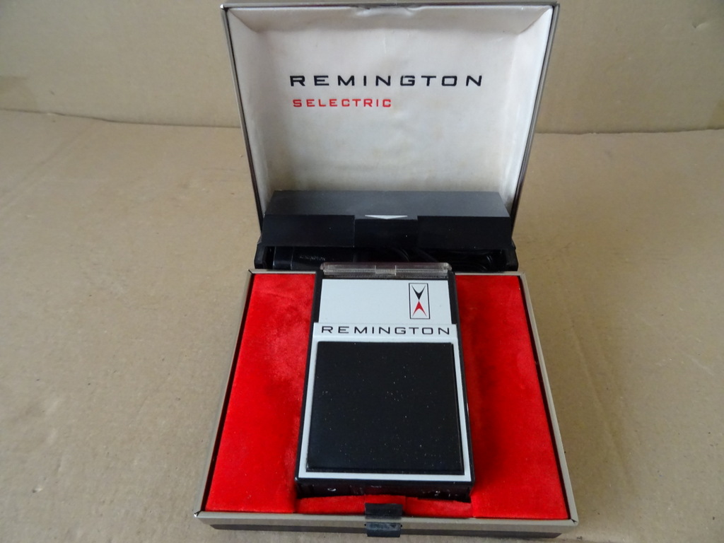 Vintage scheerapparaat Remington Selectric - Afbeelding 2