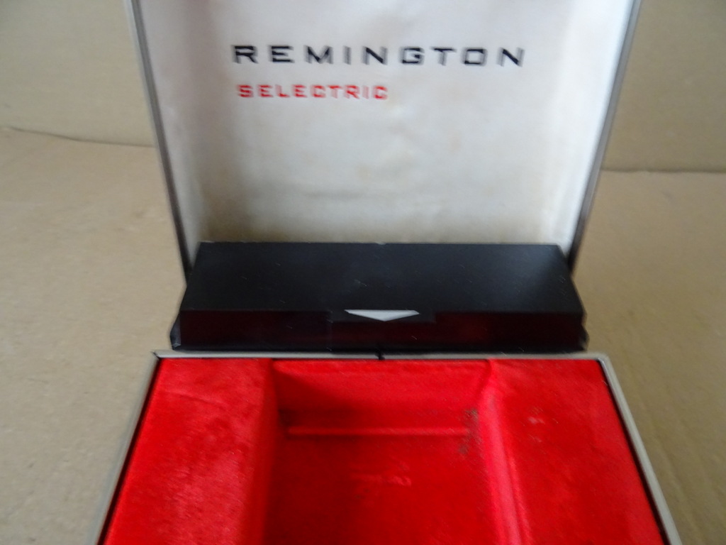 Vintage scheerapparaat Remington Selectric - Afbeelding 10