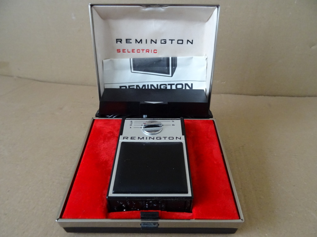 Vintage scheerapparaat Remington Selectric - Afbeelding 14