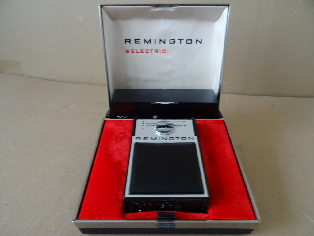 Vintage scheerapparaat Remington Selectric - Afbeelding 15