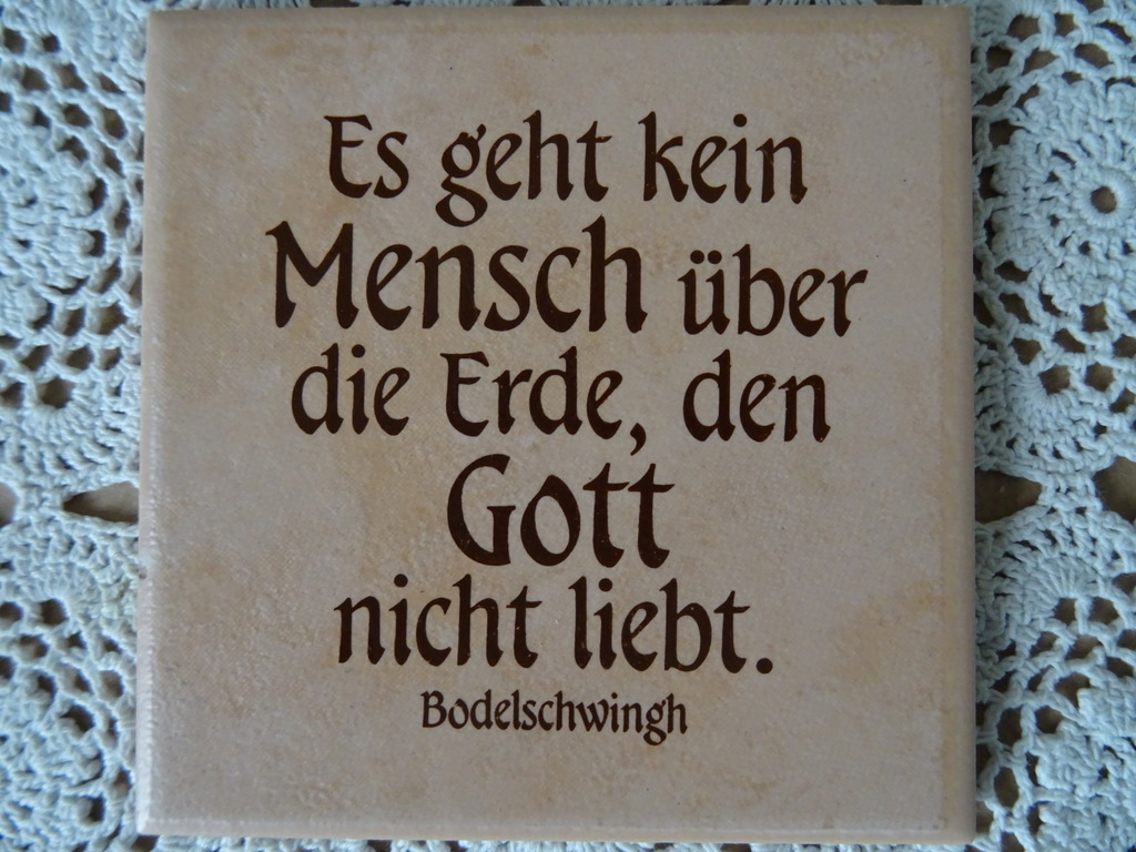 Tegel Bodelschwingh met religieuze spreuk
