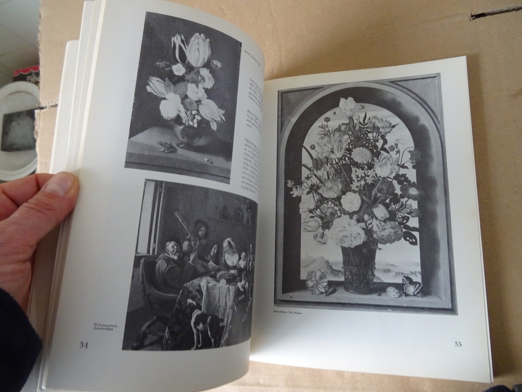 Julia S. Berral A history of flower arrangement - Afbeelding 9