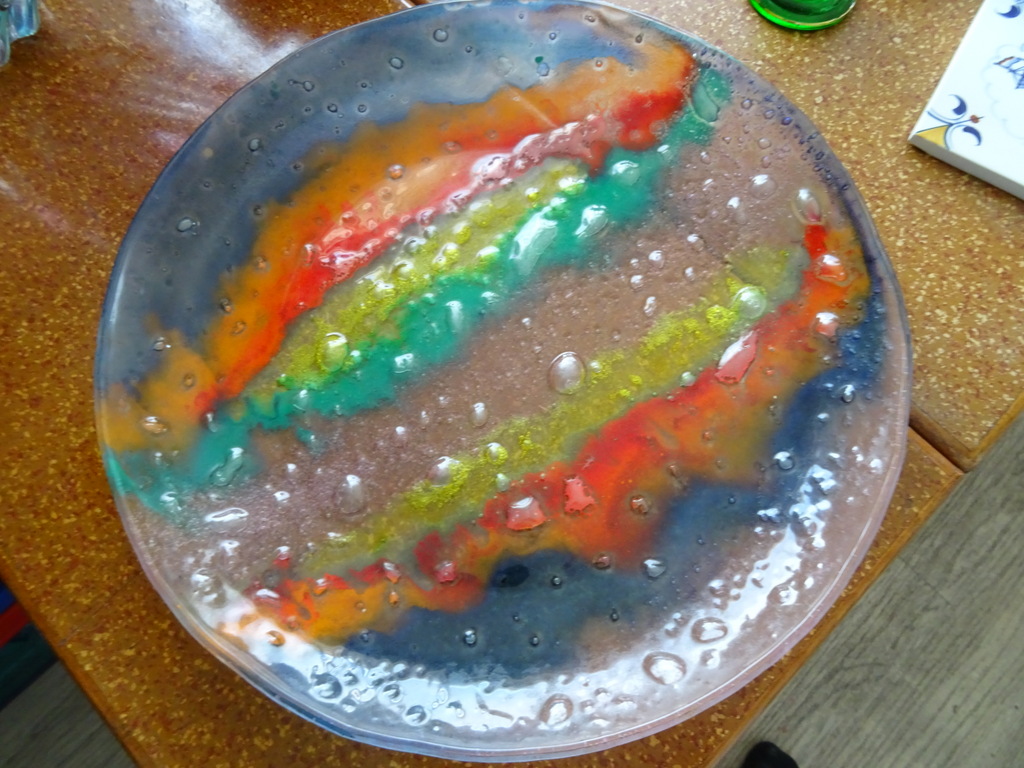 Grote design schaal 39cm rainbow fused glass