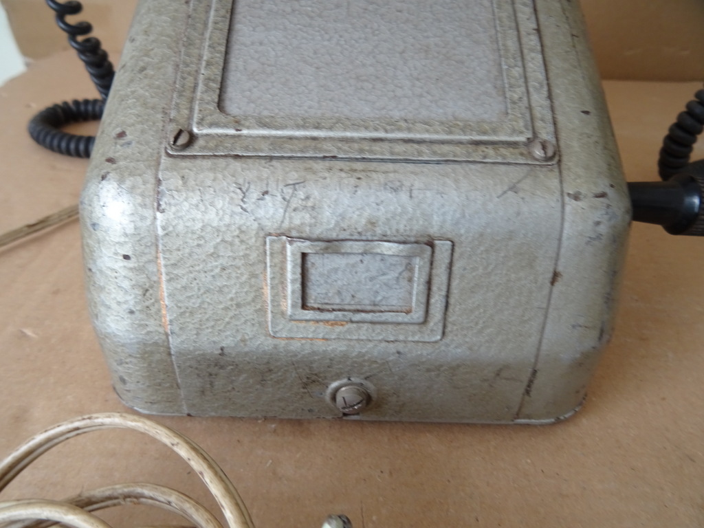Vintage metalen telefoon veldtelefoon M.v.O. 39 euro per stuk - Afbeelding 7