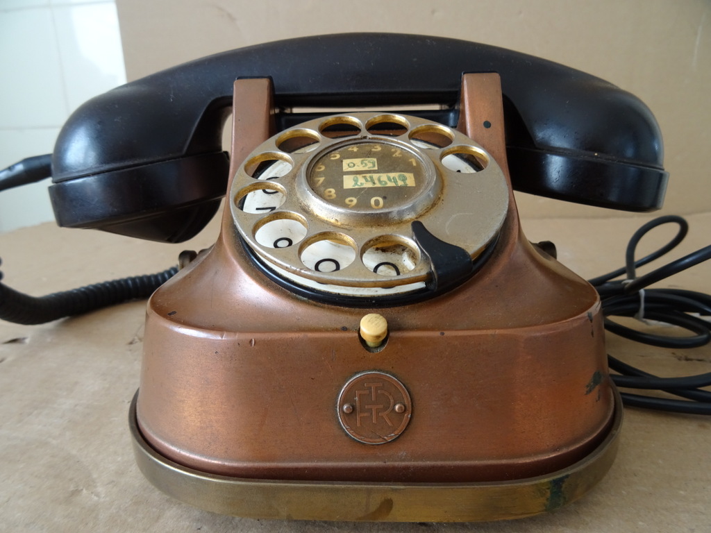 Vintage koperen telefoon telefoontoestel RTT 56 - Afbeelding 2