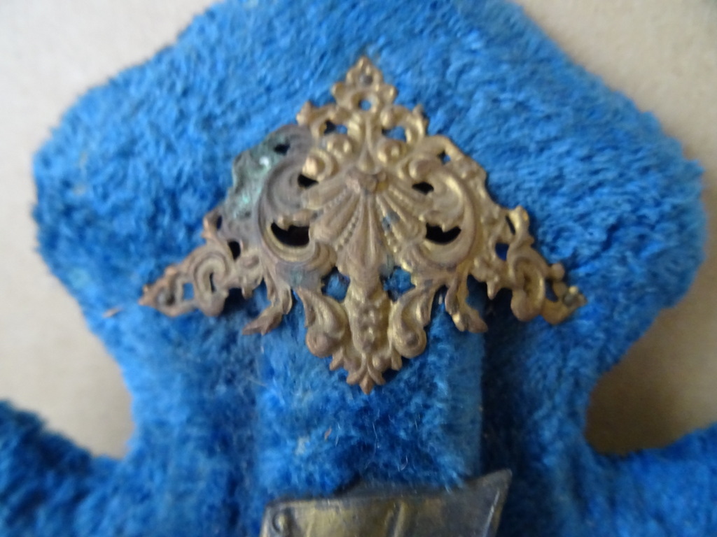 Antiek of vintage kruisbeeld met wijwaterbakje 40cm - Afbeelding 4