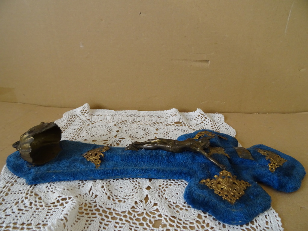 Antiek of vintage kruisbeeld met wijwaterbakje 40cm - Afbeelding 10
