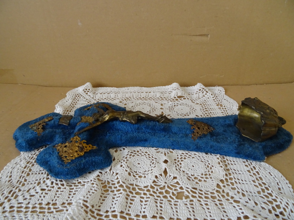 Antiek of vintage kruisbeeld met wijwaterbakje 40cm - Afbeelding 18