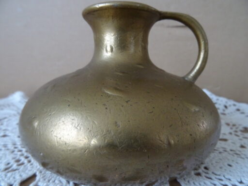Alternative view of Vintage messing platte vaas 9cm