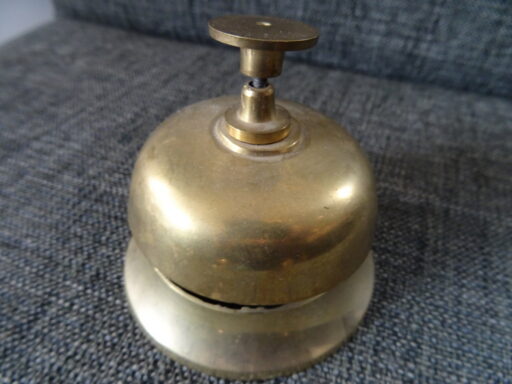 Vintage koperen hotelbel winkelbel toonbankbel