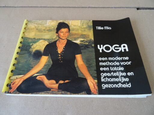 Alternative view of Tillie Mia Yoga