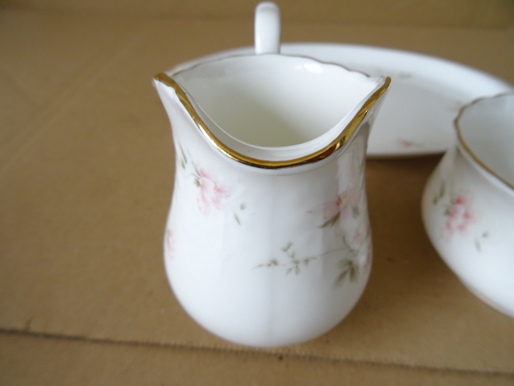 Vintage verguld melk en suiker stel Royal Albert Breath of Spring - Afbeelding 4
