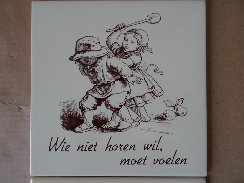 Vintage tegels met spreuk o.a. Mosa 19 euro per stuk - Afbeelding 2
