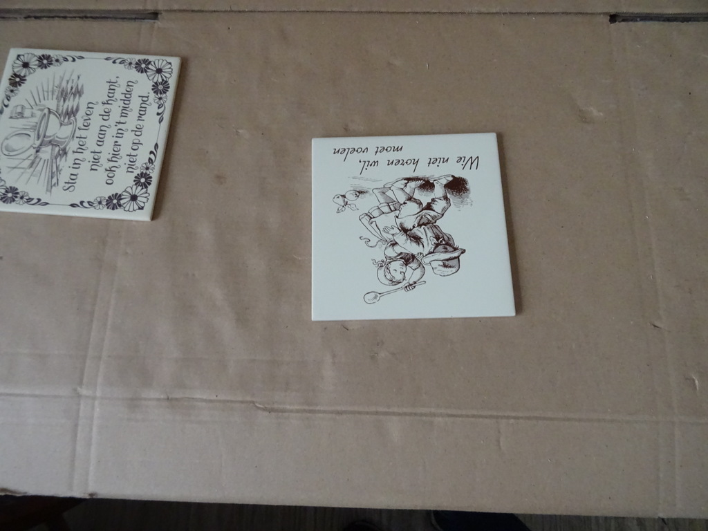 Vintage tegels met spreuk o.a. Mosa 19 euro per stuk - Afbeelding 5