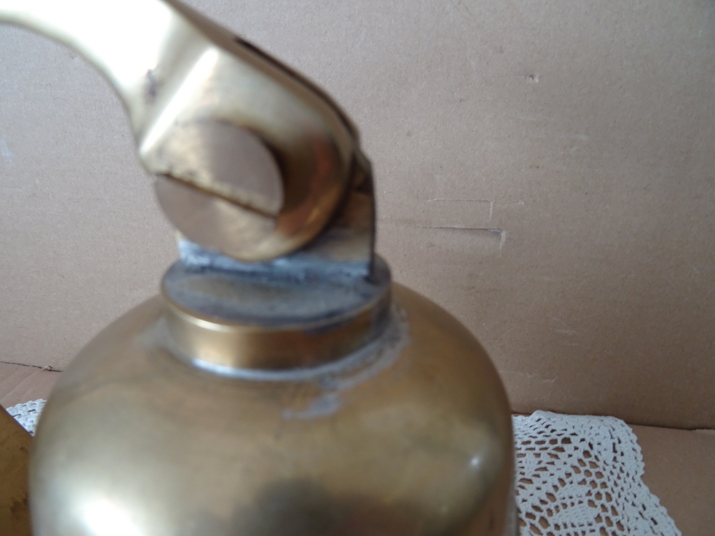 Antieke of vintage grote koperen bel zonder klepel - Afbeelding 7