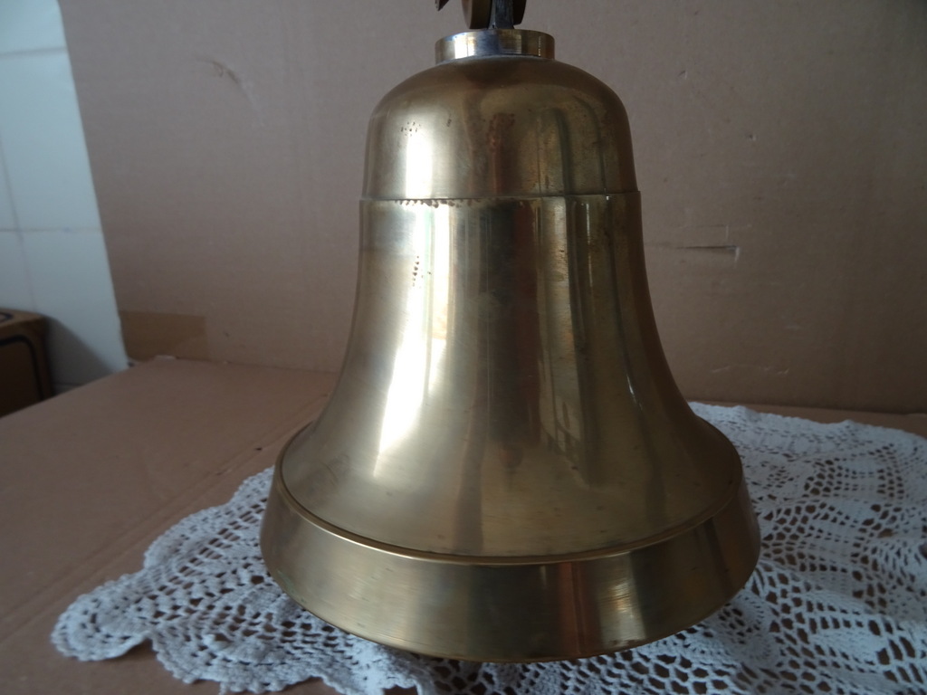 Antieke of vintage grote koperen bel zonder klepel - Afbeelding 18