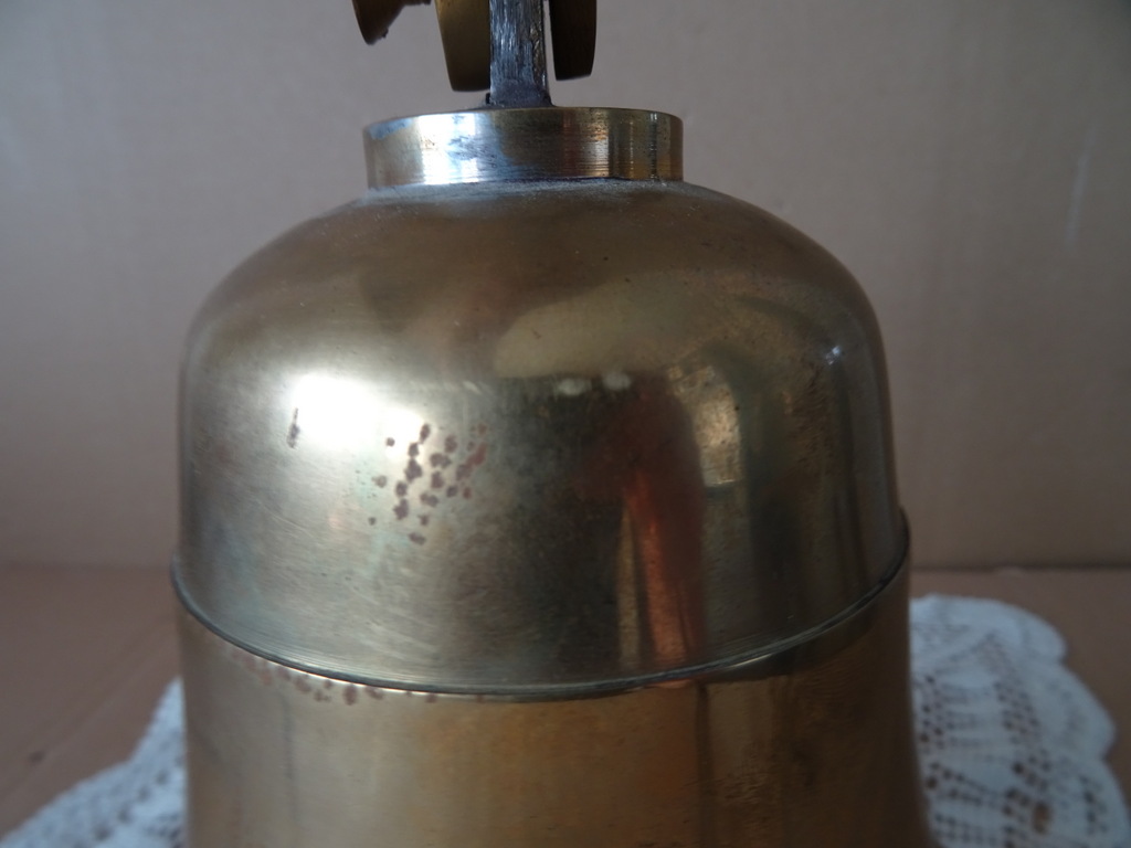 Antieke of vintage grote koperen bel zonder klepel - Afbeelding 19