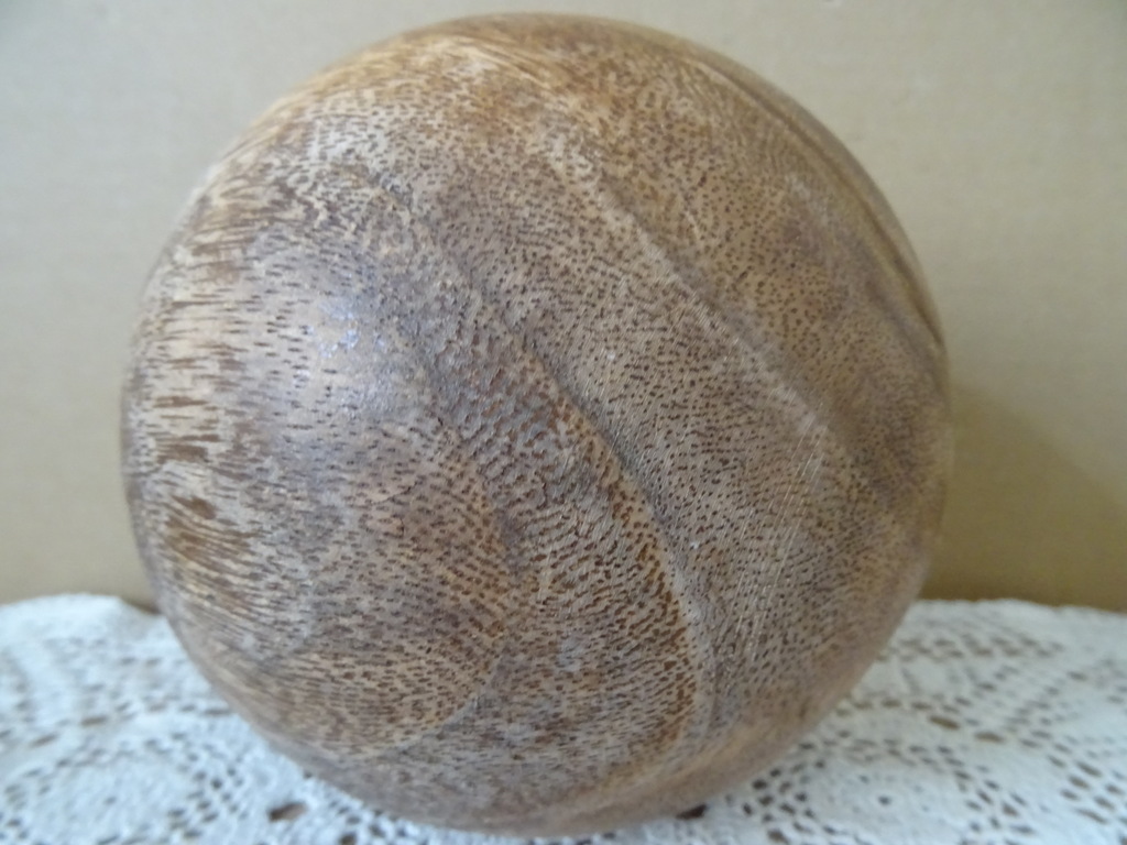 Houten bal 14cm - Afbeelding 2