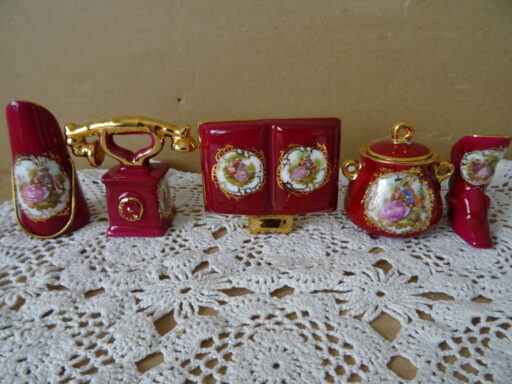 Set vergulde miniaturen Limoges France Veritable porcelaine