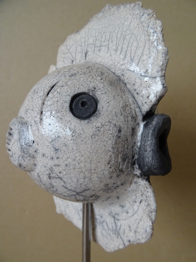 Beeld van een vis kogelvis raku keramiek PvW 37cm - Afbeelding 4