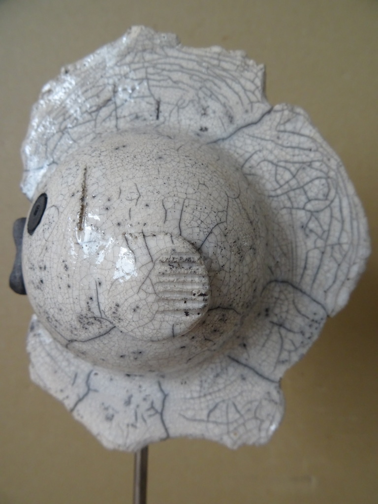 Beeld van een vis kogelvis raku keramiek PvW 37cm - Afbeelding 7