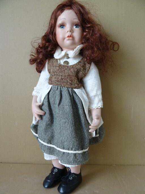 Vintage porseleinen pop 50cm