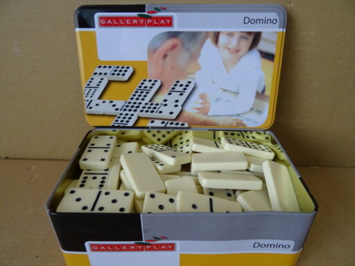Gallery Play Domino spel