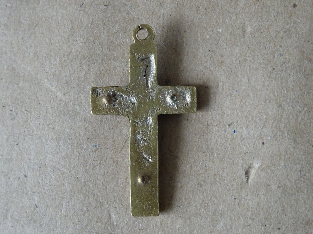 Antieke en vintage kruisbeeld medaillons met ingelegd hout 9 euro per stuk - Afbeelding 4
